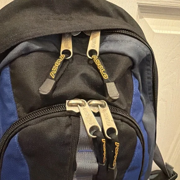 Asolo Backpack Daypack Ventilator Waist Strap Pockets Zip Pockets Storage Hiking - Picture 4 of 16